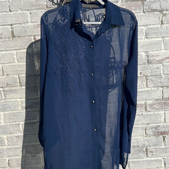 Double D Ranch button down blouse - Picture 1 of 8